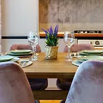 Carmen Sylva Collection - Exclusive Apartment *