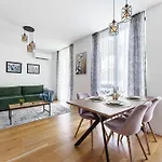 Carmen Sylva Collection - Exclusive Apartment