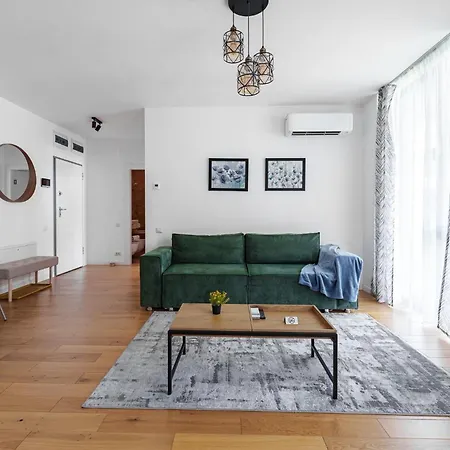 Carmen Sylva Collection - Exclusive