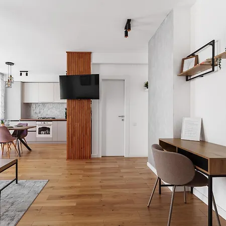 Carmen Sylva Collection - Exclusive *