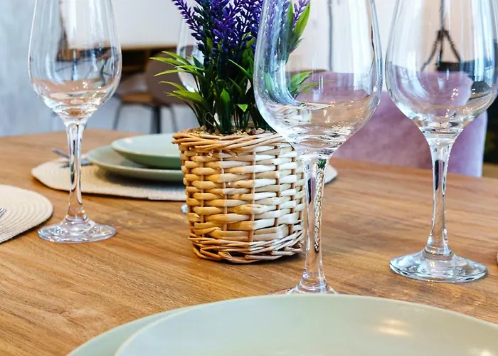 Carmen Sylva Collection - Exclusive Bucureşti