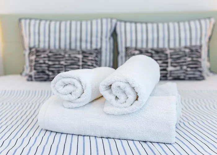 Carmen Sylva Collection - Exclusive *