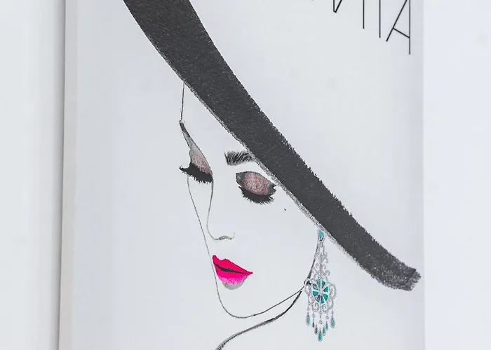 Carmen Sylva Collection - Exclusive *