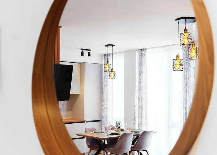 Carmen Sylva Collection - Exclusive *