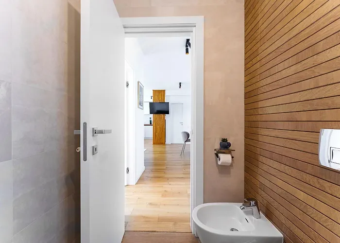 Carmen Sylva Collection - Exclusive