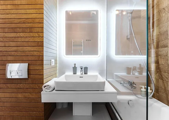 Carmen Sylva Collection - Exclusive *