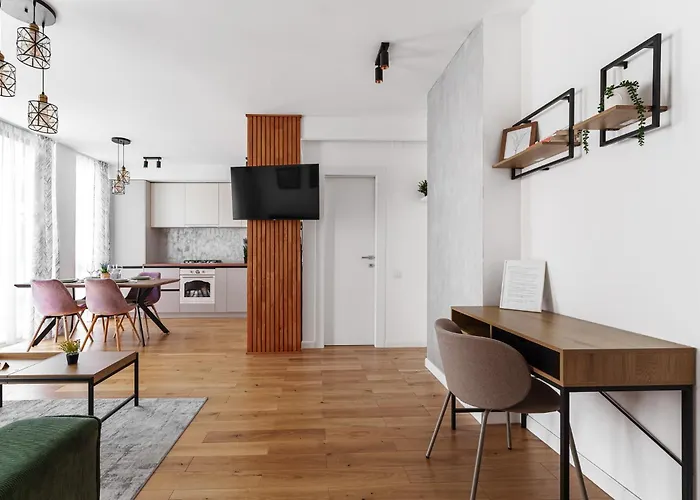 Carmen Sylva Collection - Exclusive *